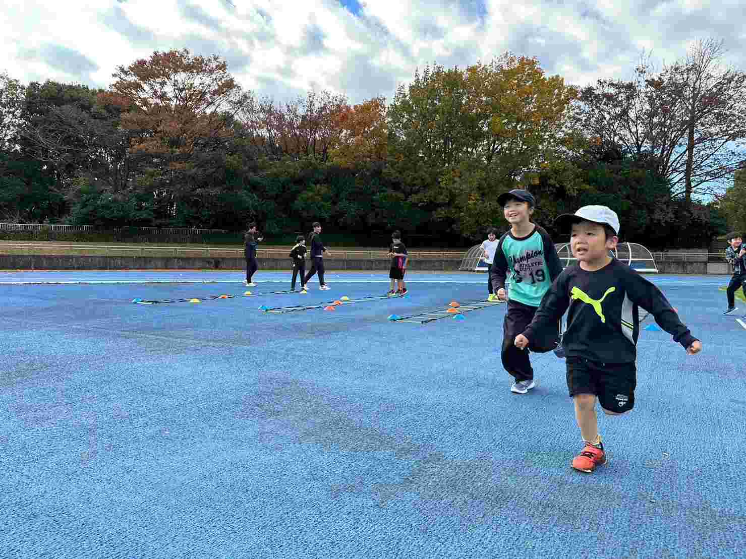 Run for the Future 多摩スクールで子供たちが練習を頑張っています。